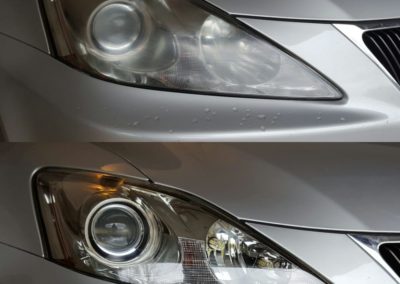 On the top, there's yet another foggy car headlight. On the bottom, there is a clean headlight.